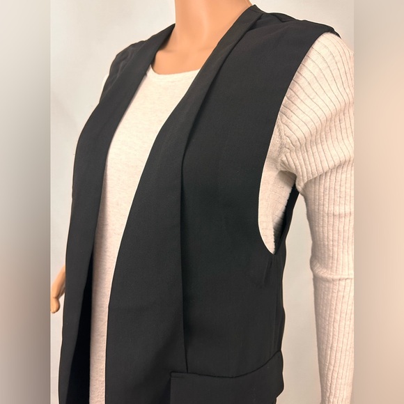 LUSH - Black Sleeveless Long  Open Front Polyester Vest with Side Slits … - Picture 3 of 11